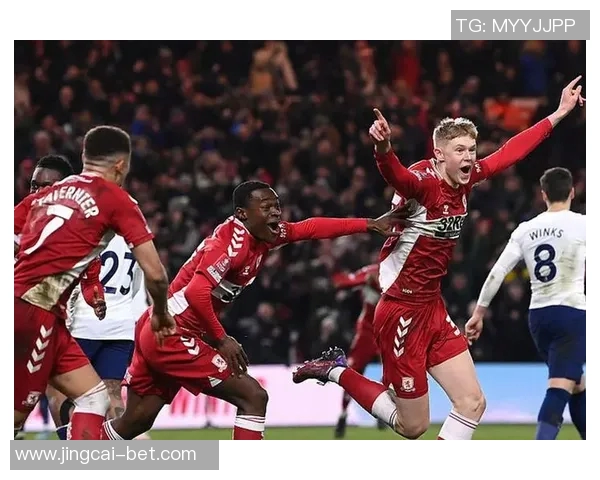 友谊赛惊现大比分拜仁5-0横扫多特蒙德引发争议判罚热议