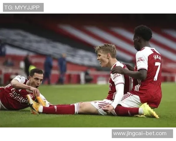 足总杯精彩对决拜仁大胜曼城乌龙球成比赛转折点解析